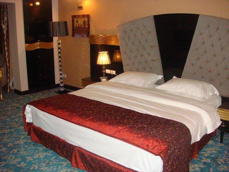 Basra International Hotel Zewnętrze zdjęcie