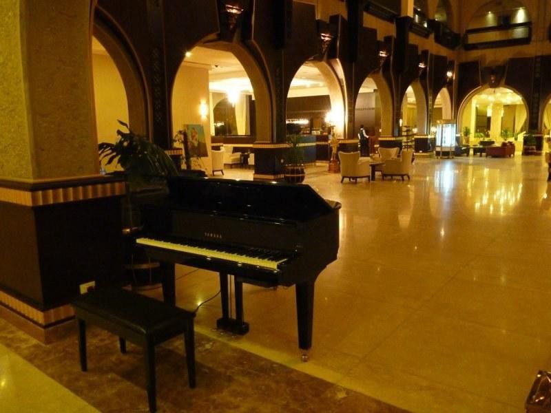 Basra International Hotel Zewnętrze zdjęcie