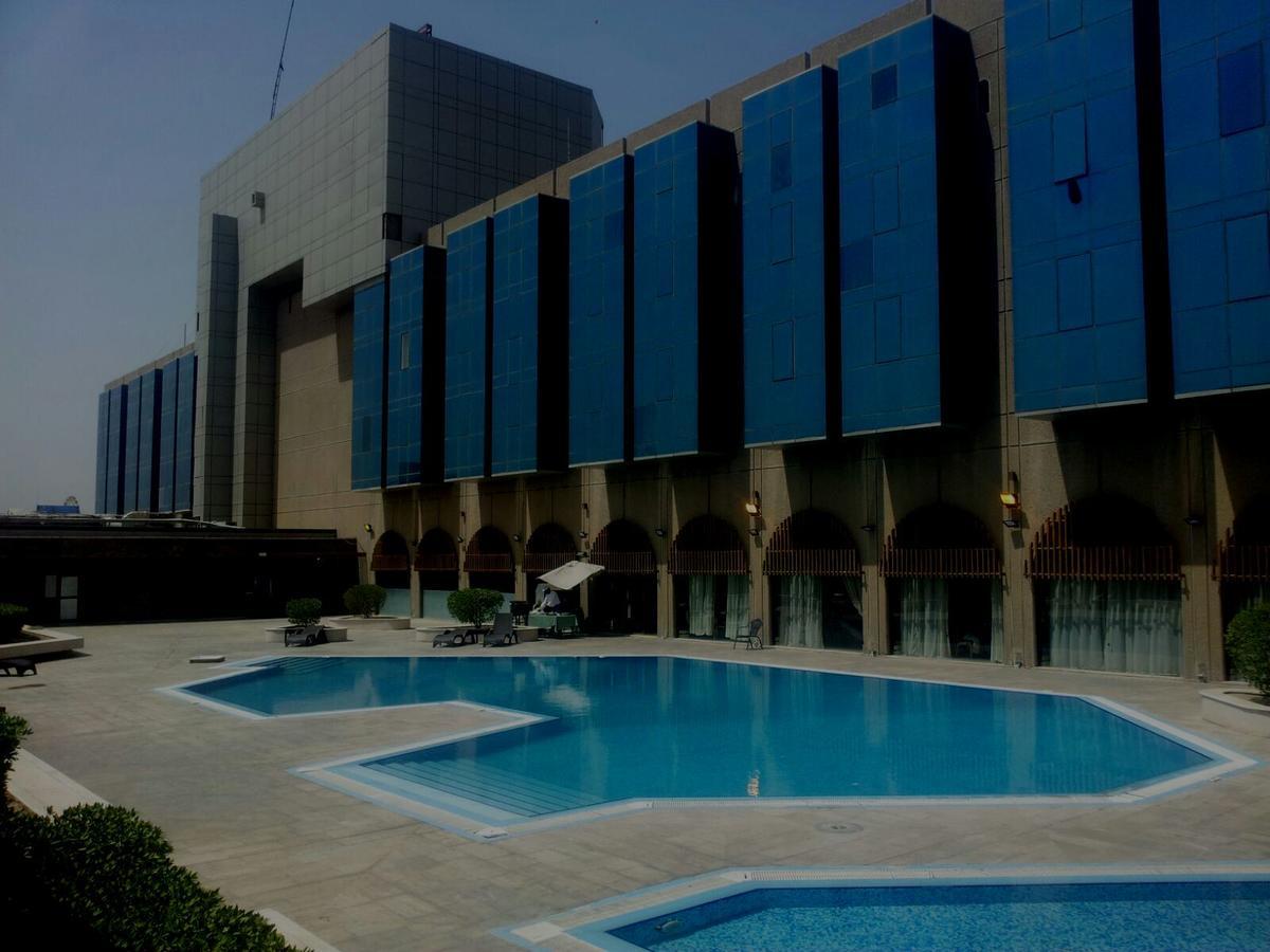 Basra International Hotel Zewnętrze zdjęcie