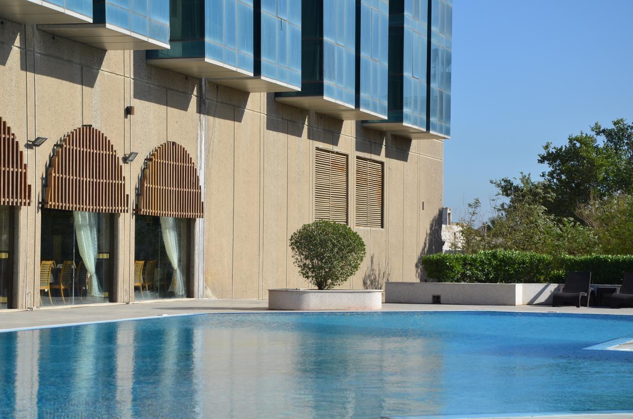 Basra International Hotel Zewnętrze zdjęcie