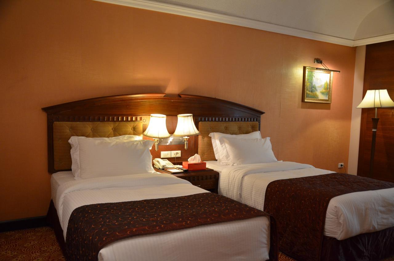 Basra International Hotel Zewnętrze zdjęcie