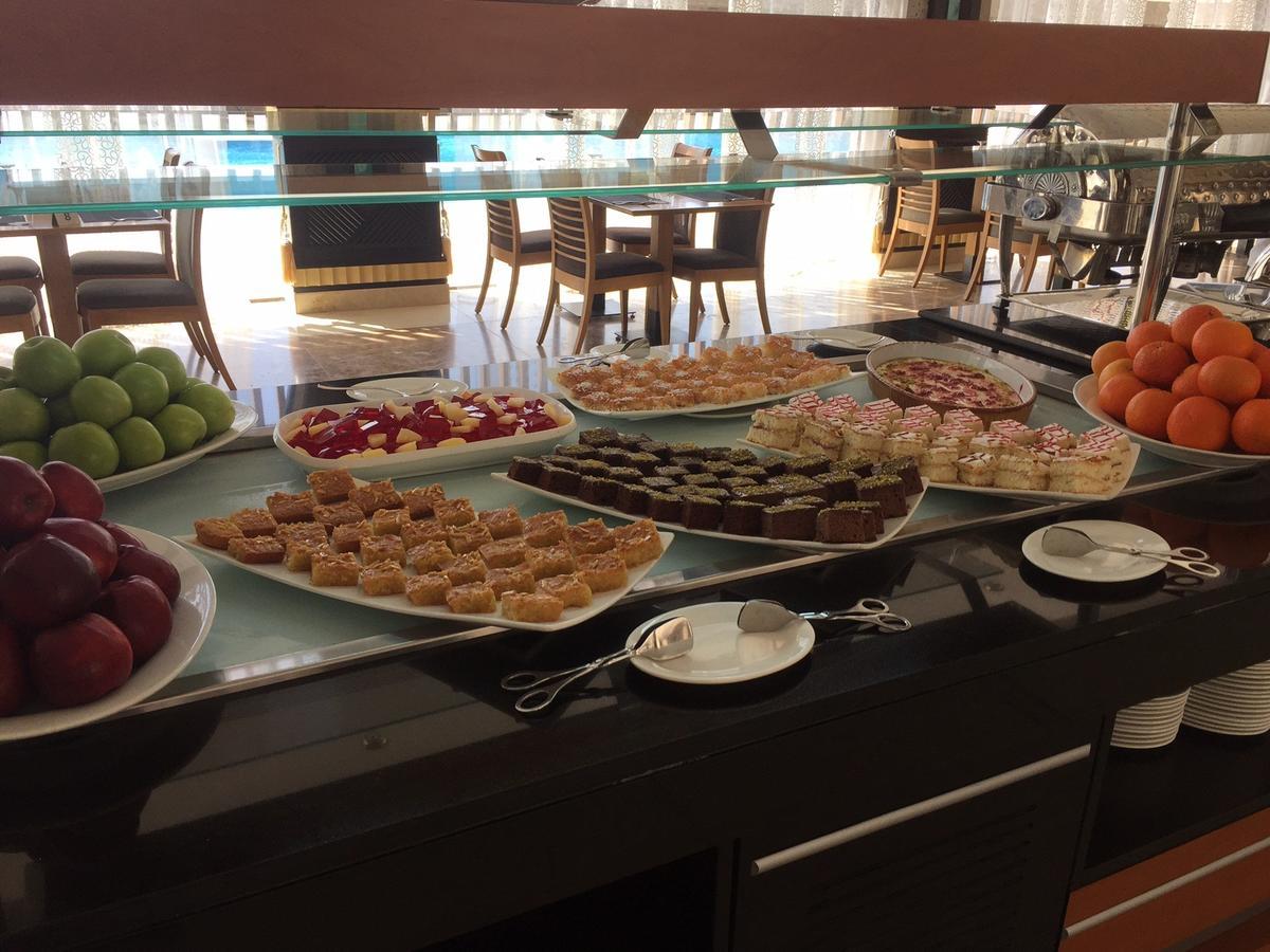 Basra International Hotel Zewnętrze zdjęcie